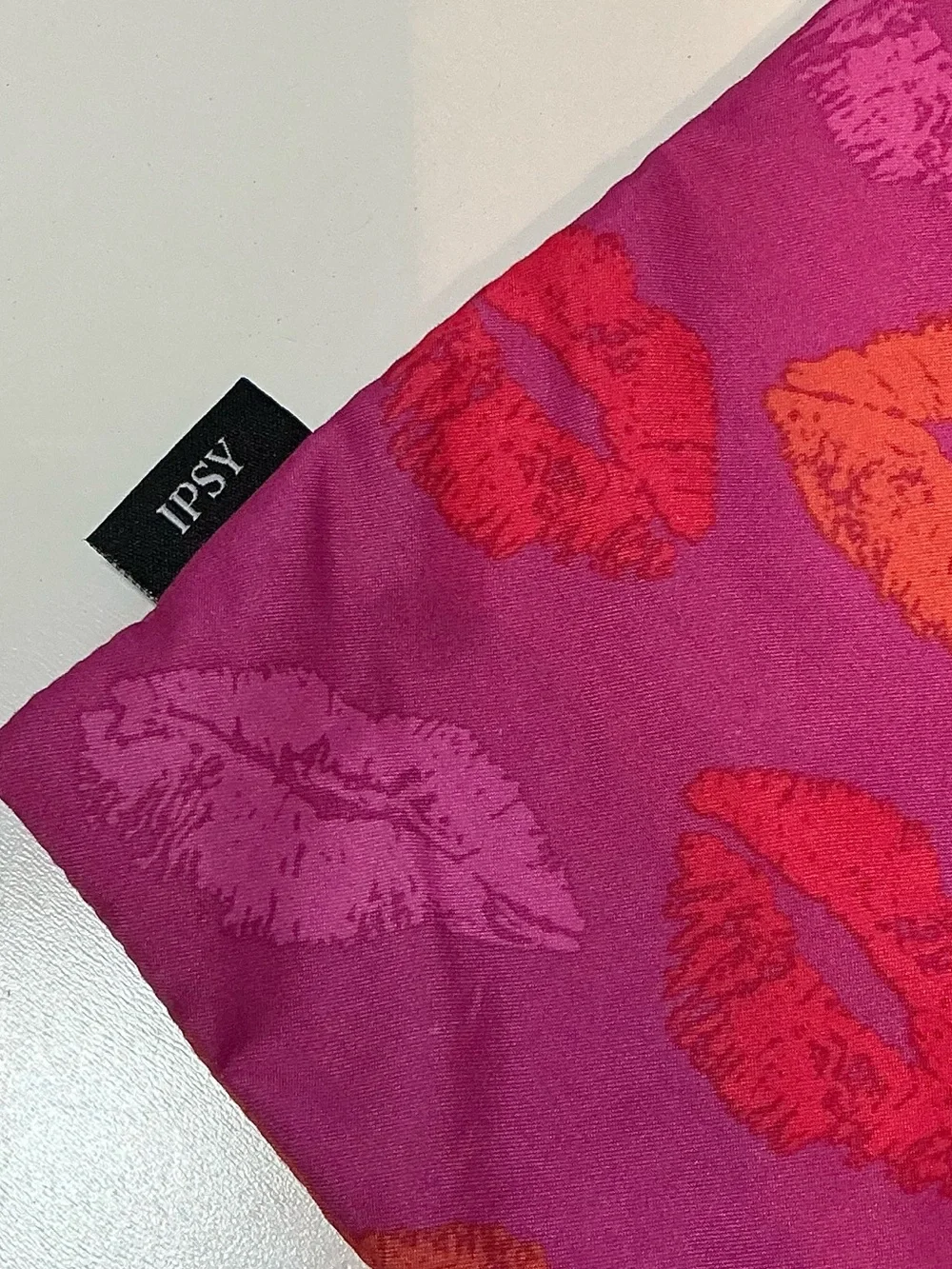 Ipsy Marilyn Monroe Limited Edition Pink Lips Beauty Glam Drawstring Bag